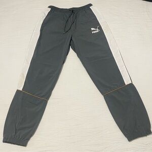 Puma Men’s Gray Joggers With White Accents